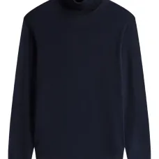 Шерстяной свитер с высоким воротником