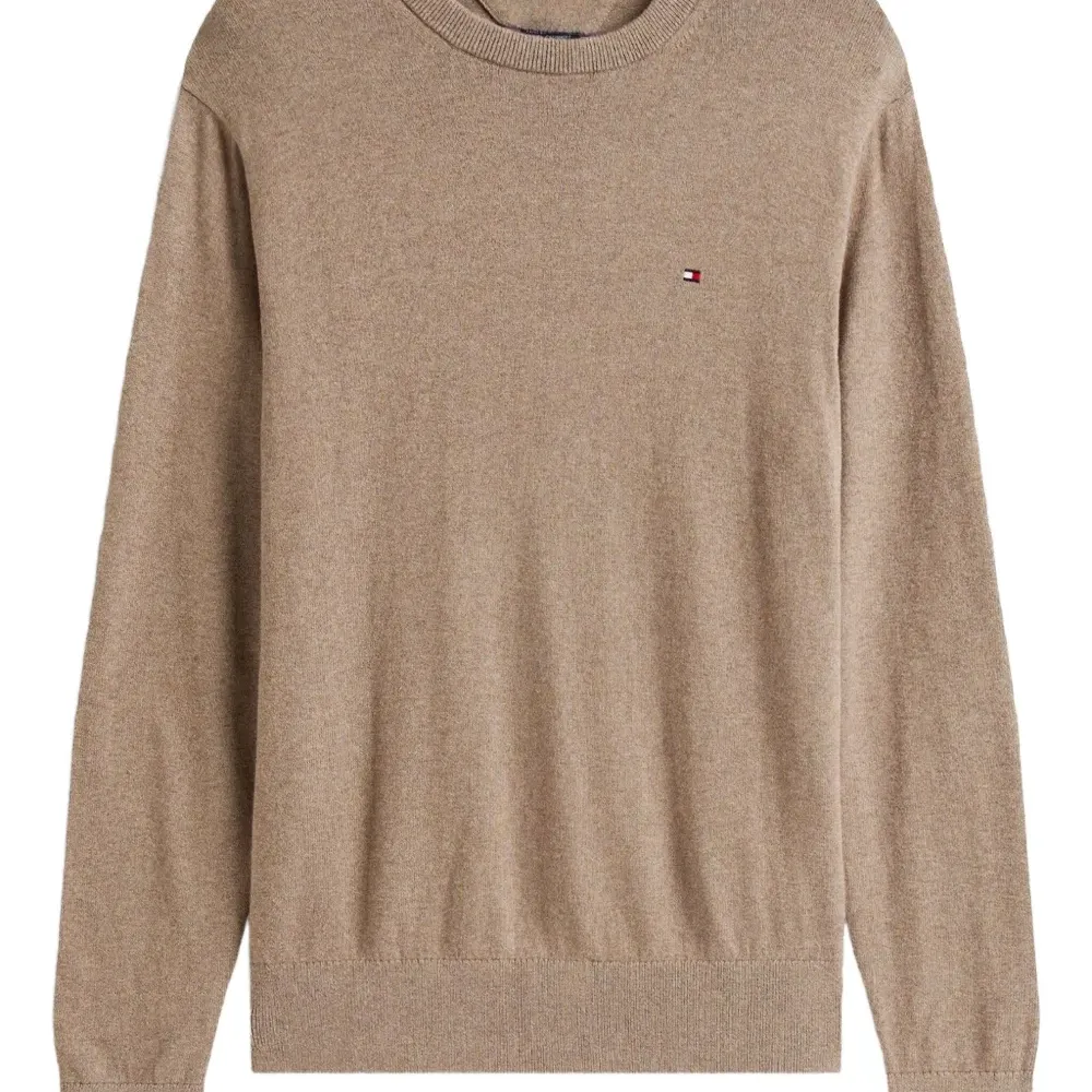 Толстовка с вышитым логотипом