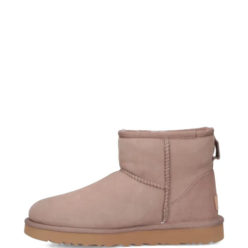 Классические мини-сапоги II Классические мини-сапоги II