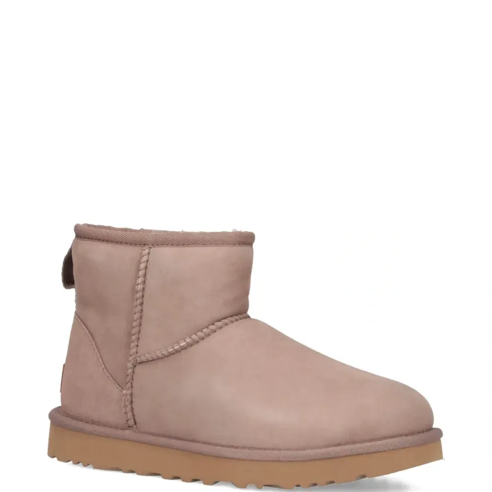 Классические мини-сапоги II Классические мини-сапоги II