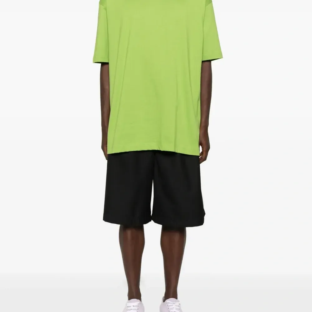 Футболка с принтом логотипа