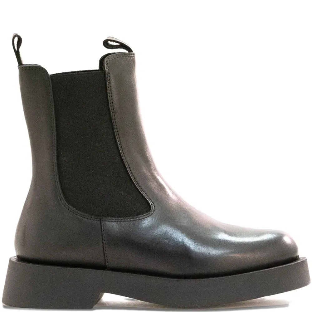 Ботинки на платформе с эластичными вставками