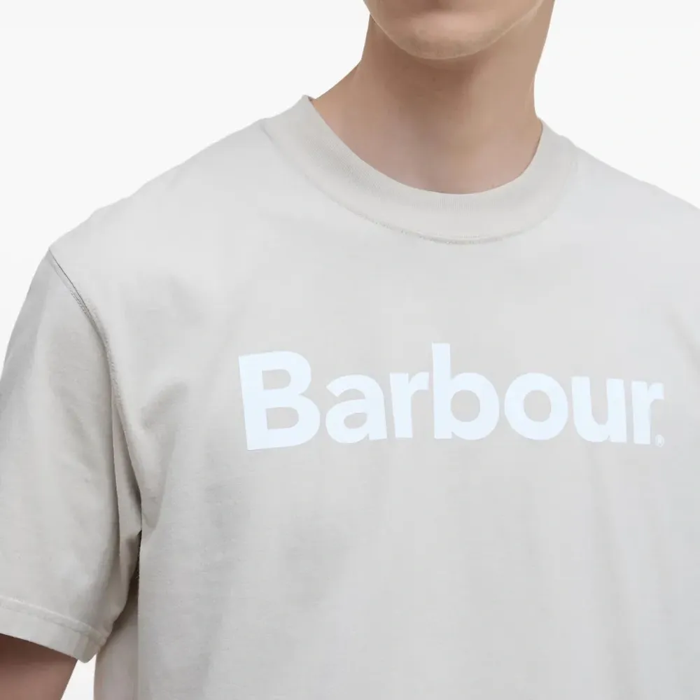 Футболка с принтом логотипа