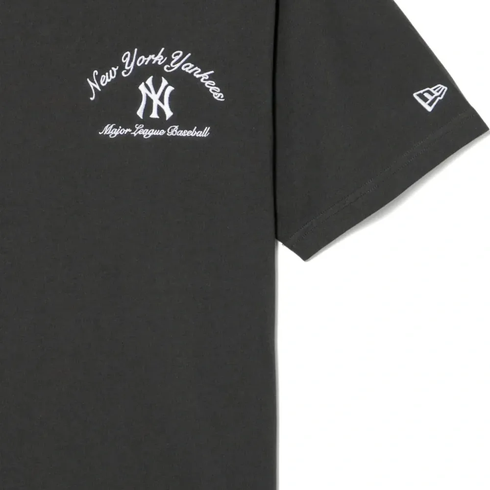 Футболка с логотипом MLB