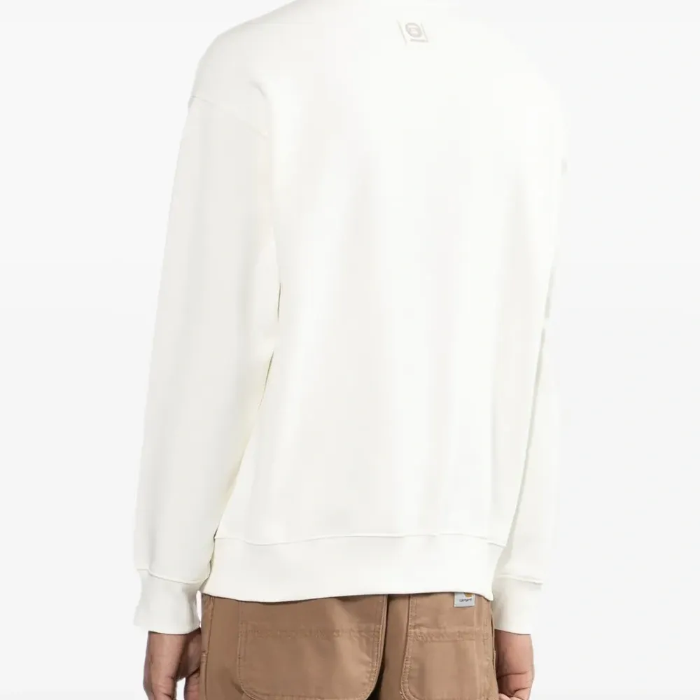 Толстовка с нашивкой-логотипом