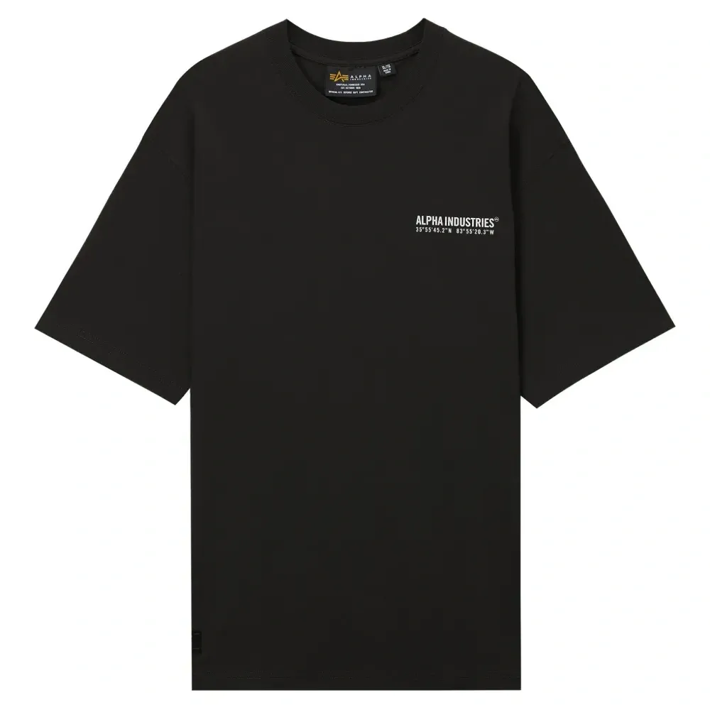 Футболка с логотипом