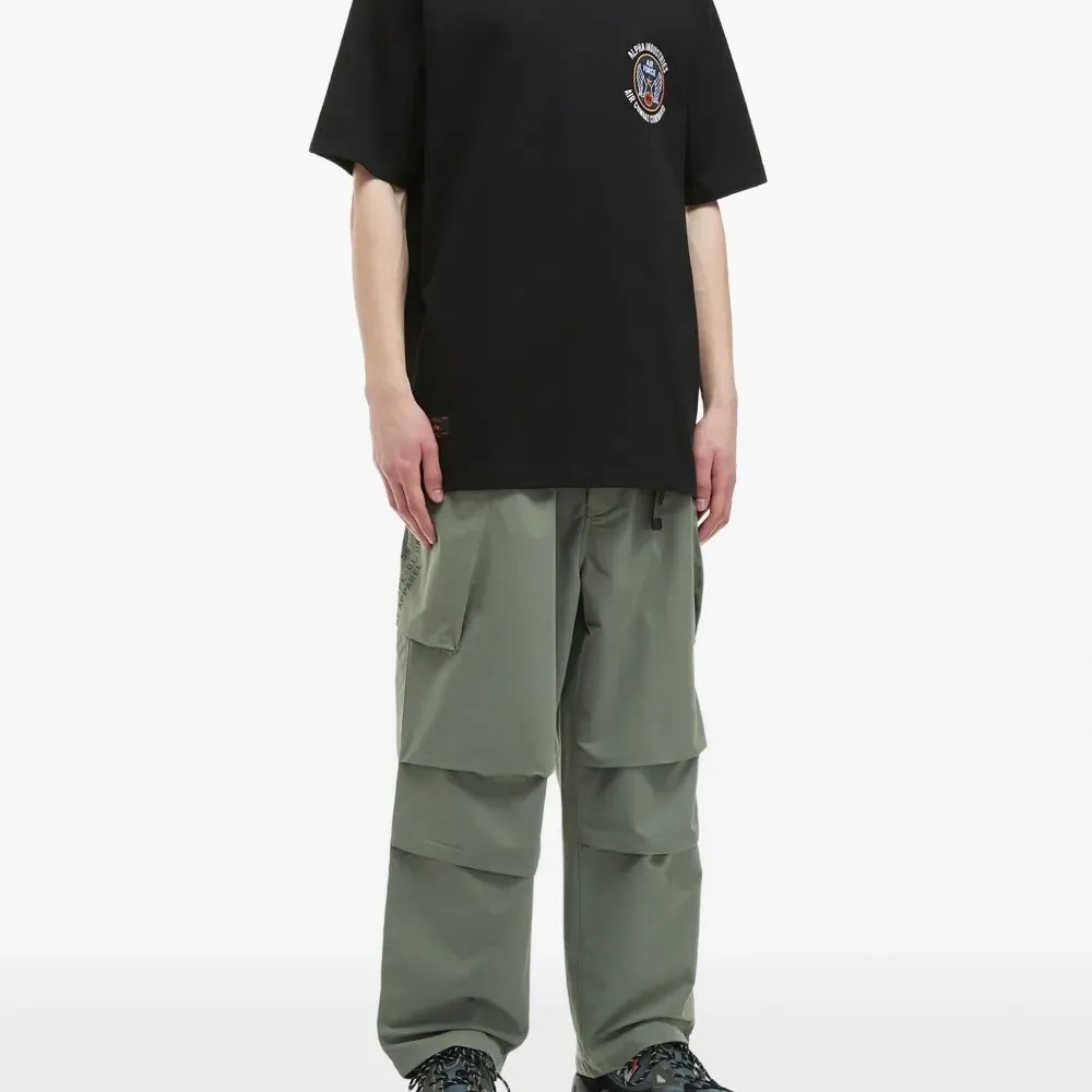 Футболка с нашивкой Air Force