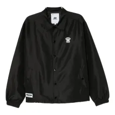 Куртка с тисненым логотипом