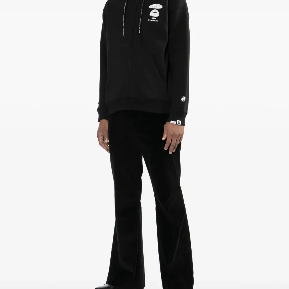 Худи с логотипом