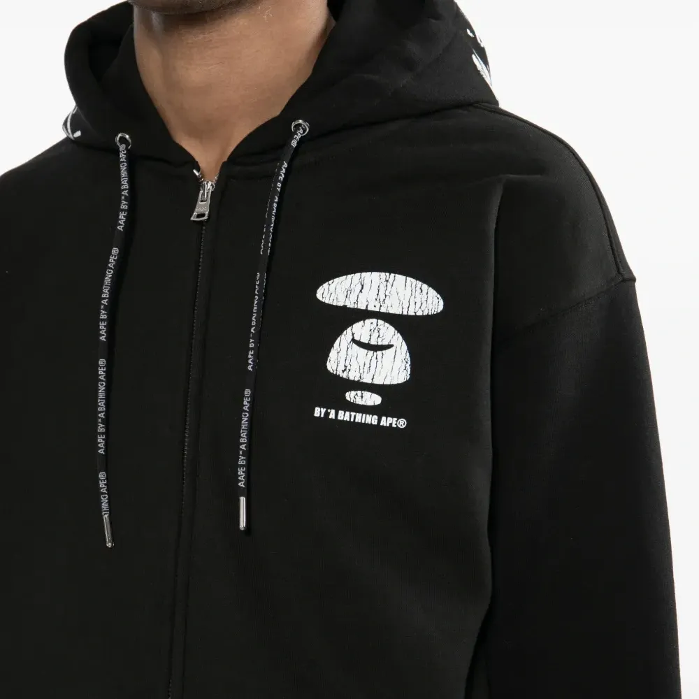 Худи с логотипом