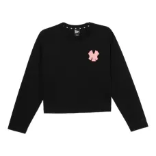 Футболка с тисненым логотипом