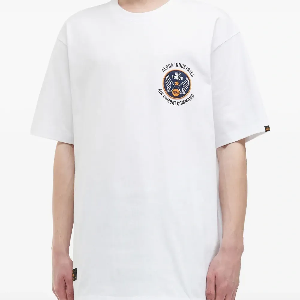 Футболка с нашивкой Air Force