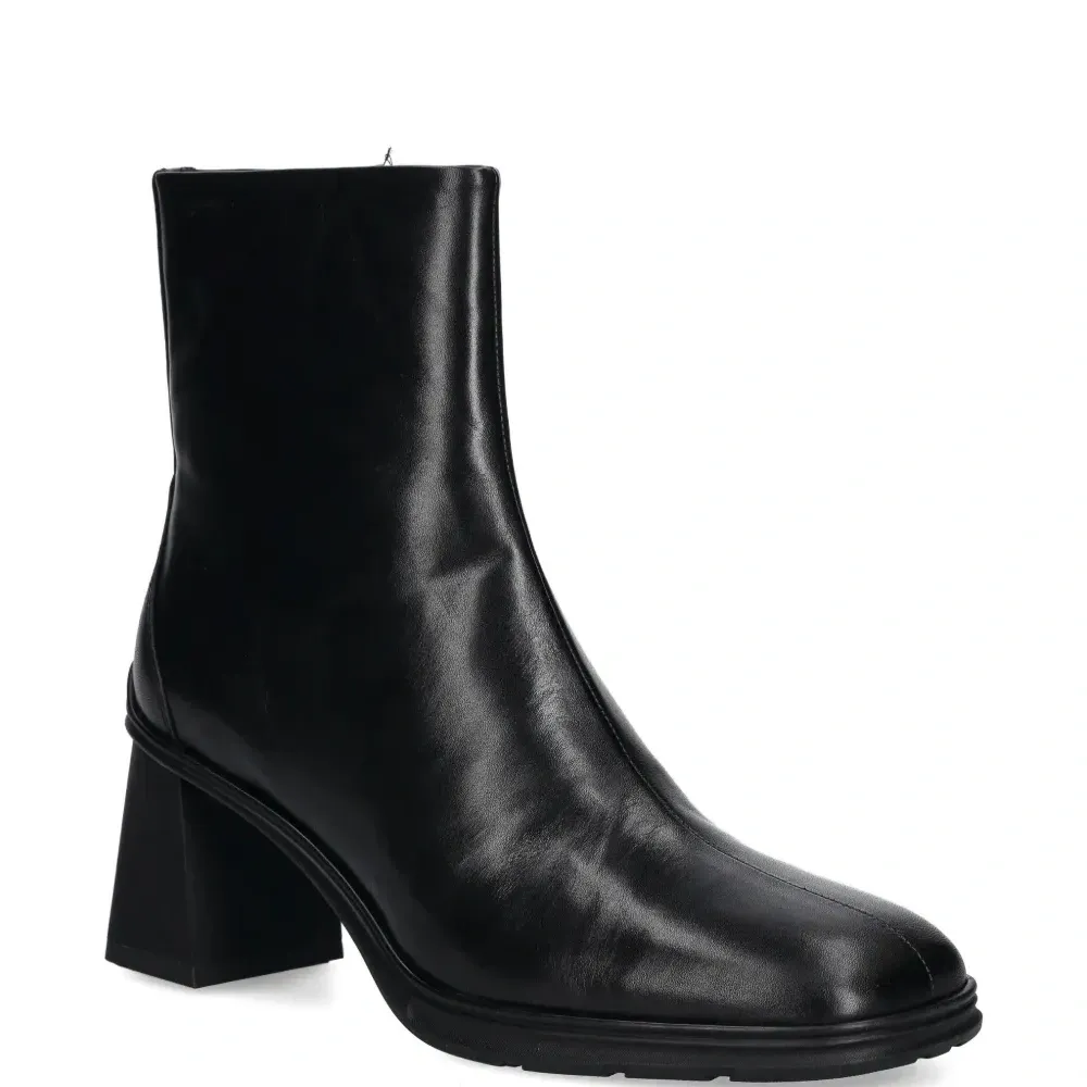 Ботильоны на блочном каблуке Ботильоны на блочном каблуке