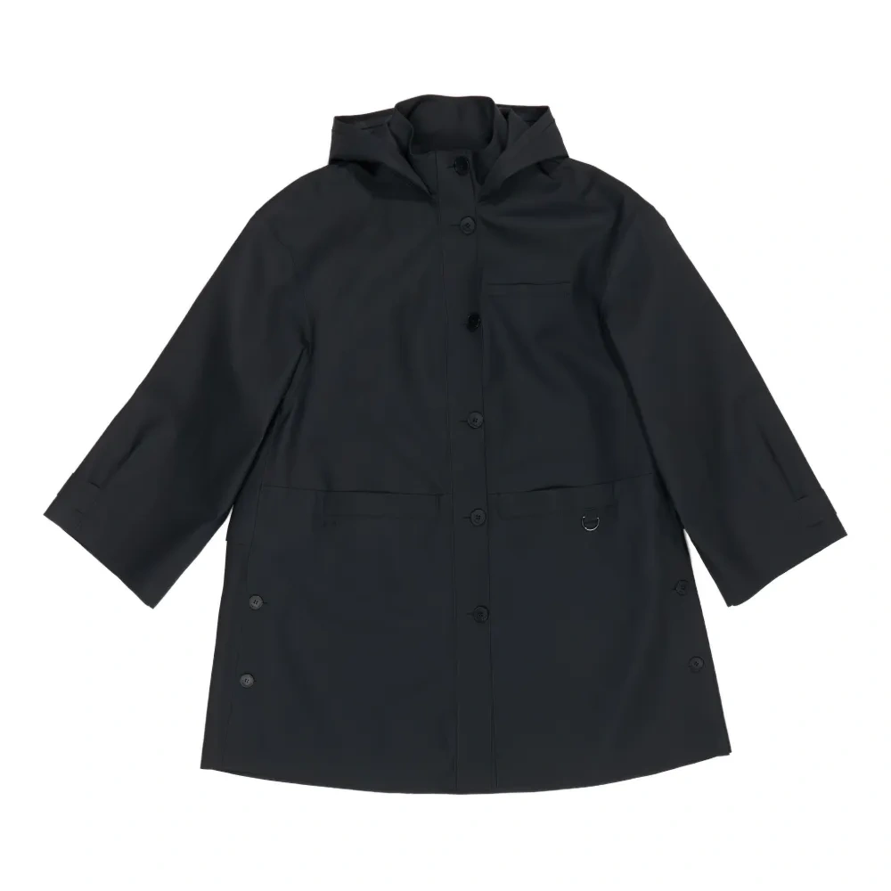 Дождевик с капюшоном и застежкой на пуговицы