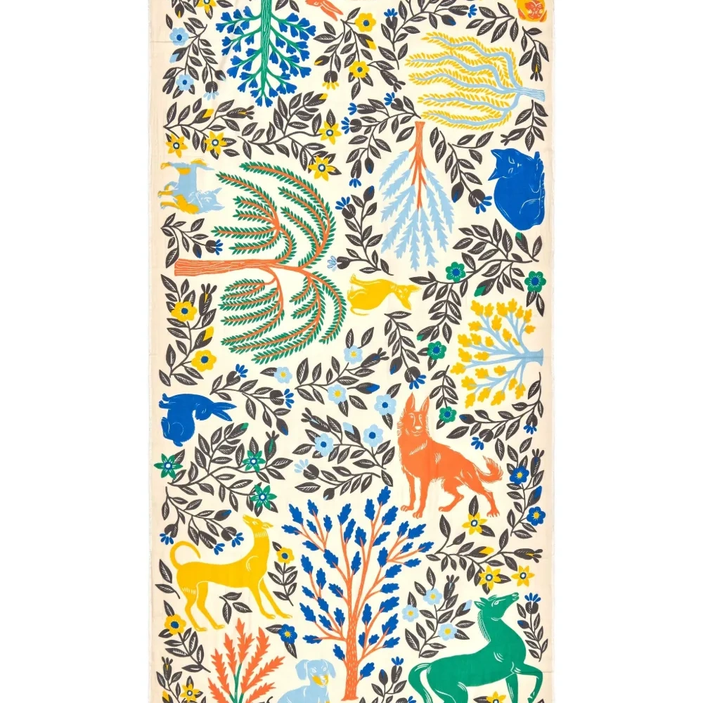 Шарф с анималистичным и цветочным принтом