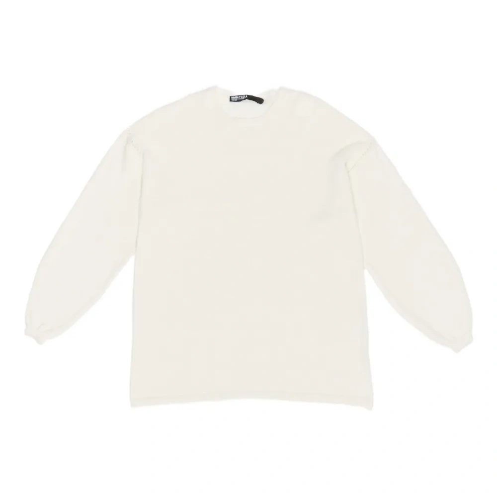 Свитер с ажурными деталями и рукавами-буфами