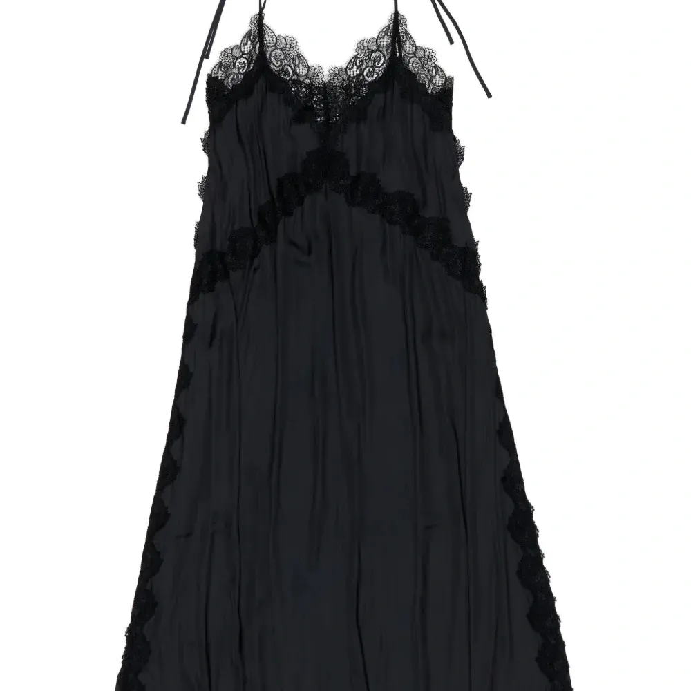 Комбинация миди с кружевной отделкой