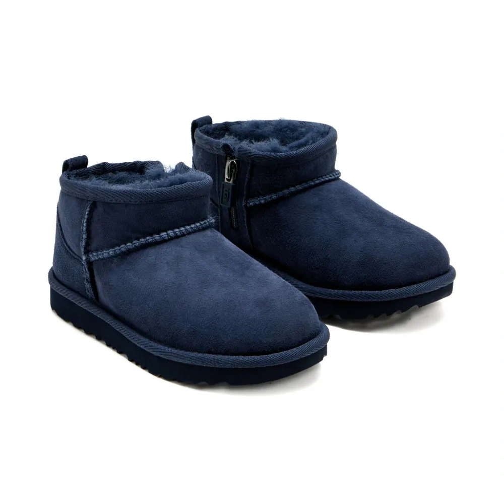 Замшевые ботинки с молнией