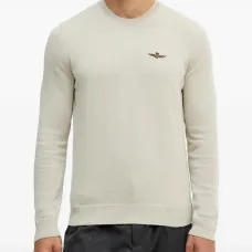 Вышитый свитер Вышитый свитер