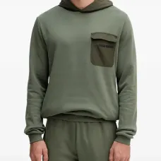 Худи с нагрудным карманом