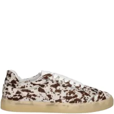 Кроссовки с узором на шнуровке Кроссовки с узором на шнуровке