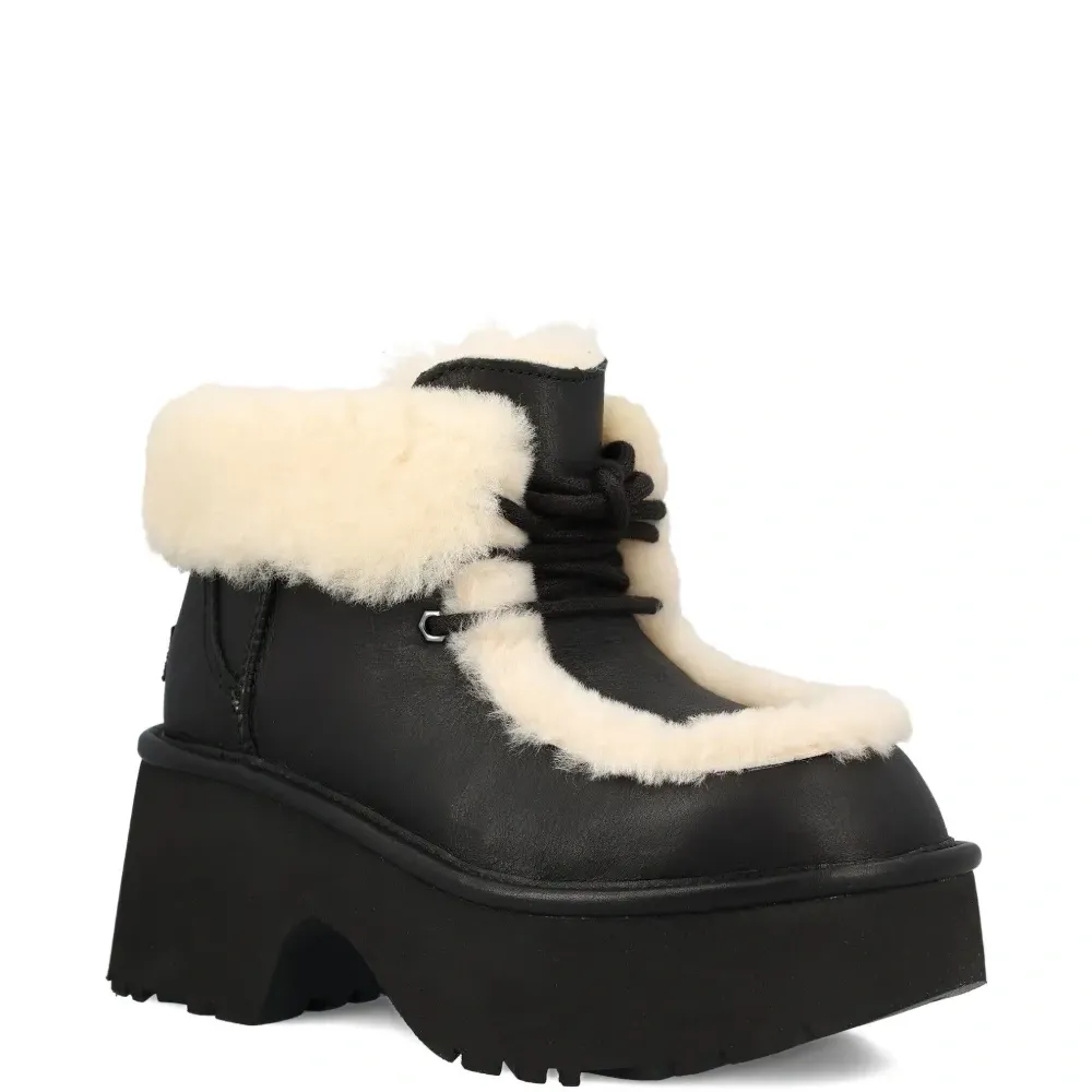 Классические ботильоны на платформе Esmee