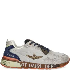 Кроссовки на шнуровке с логотипом