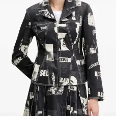 Блейзер с контрастной строчкой и принтом