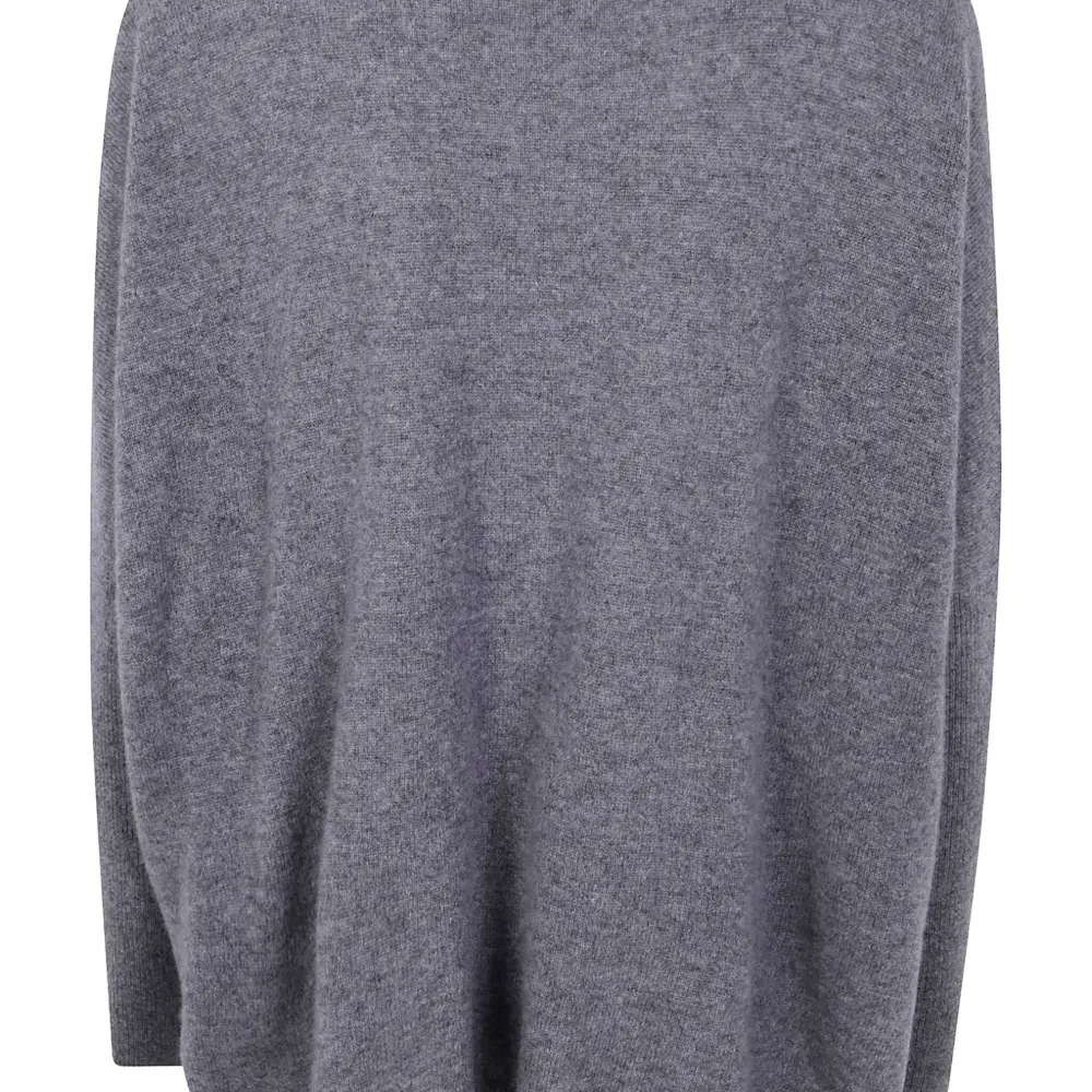 Кашемировый свитер с V-образным вырезом