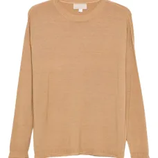 Свитер с оборками