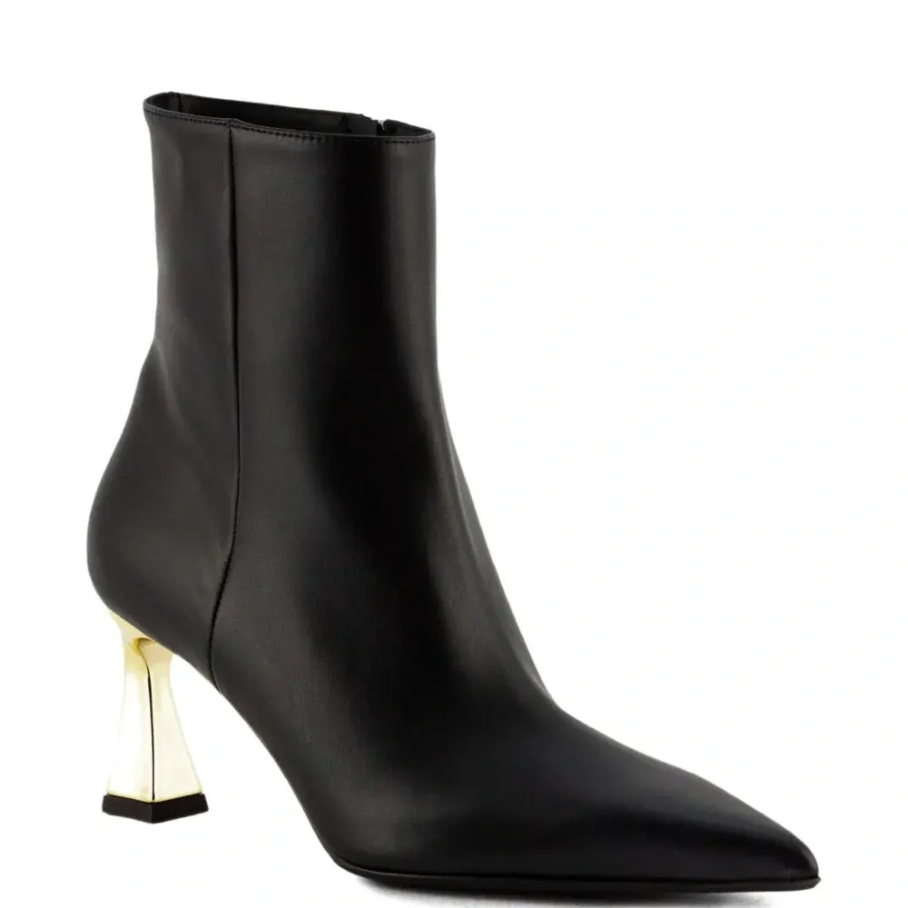 Ботильоны с острым носком и каблуком золотистого цвета высотой 55 мм