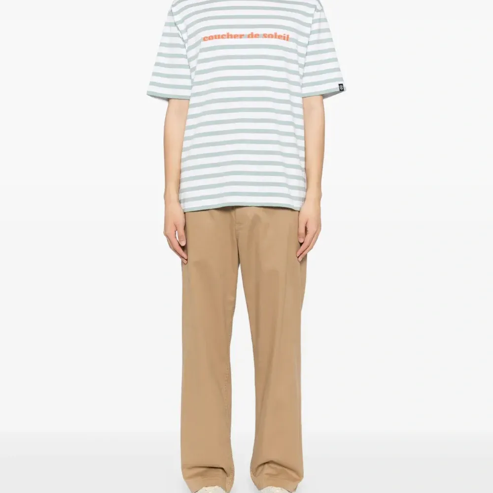 Футболка с логотипом Футболка с логотипом