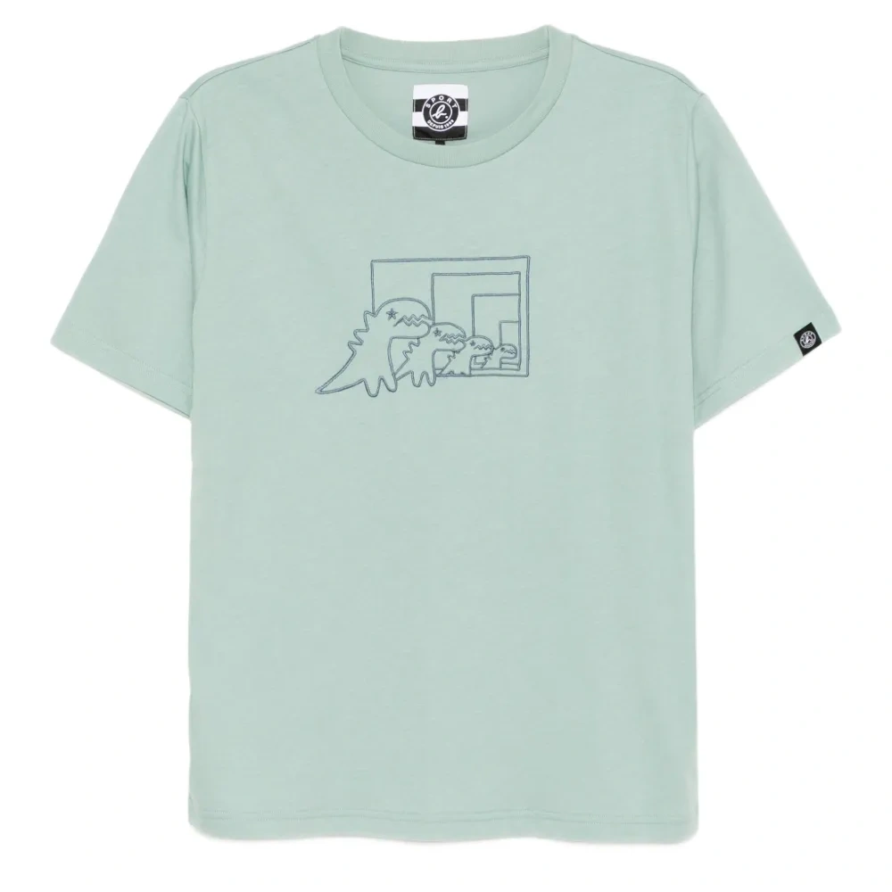 Футболка с вышитым логотипом