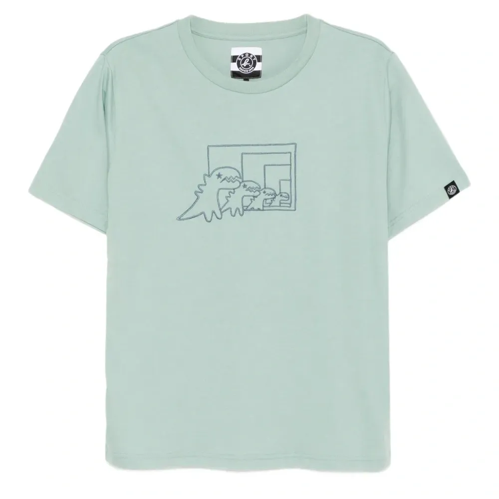 Футболка с вышитым логотипом