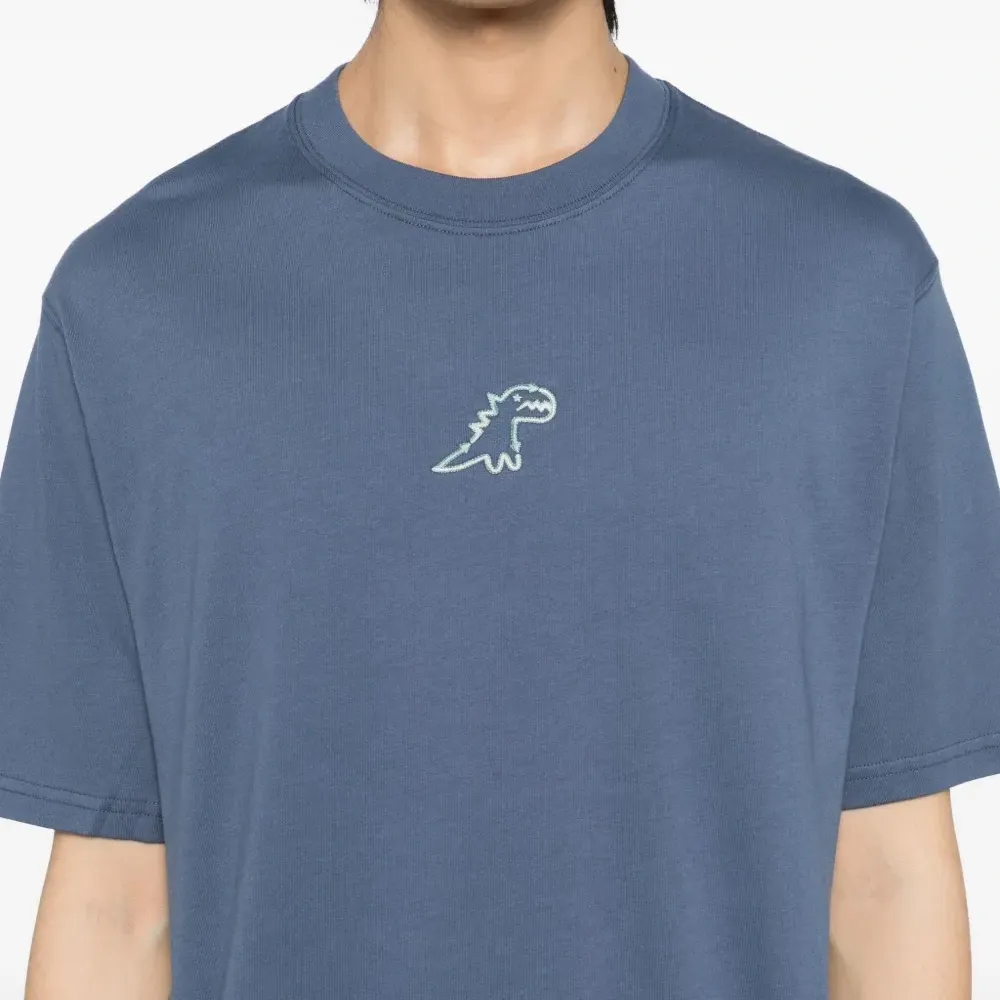 Футболка с вышитым логотипом