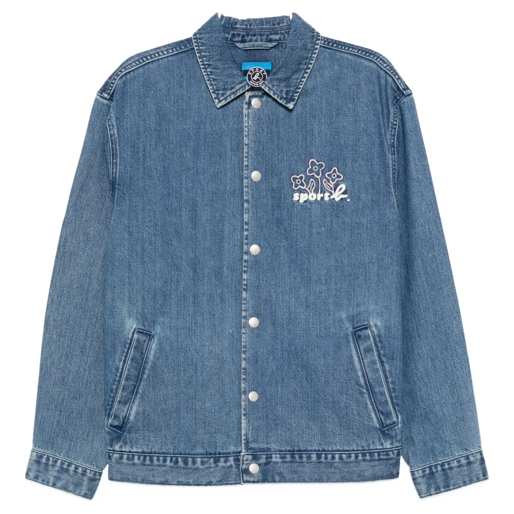 Куртка с вышитым логотипом