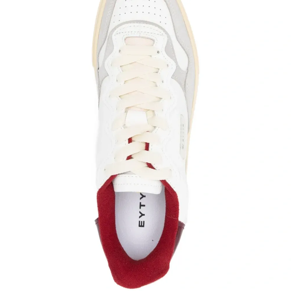 Кожаные кроссовки Trophy Кожаные кроссовки Trophy