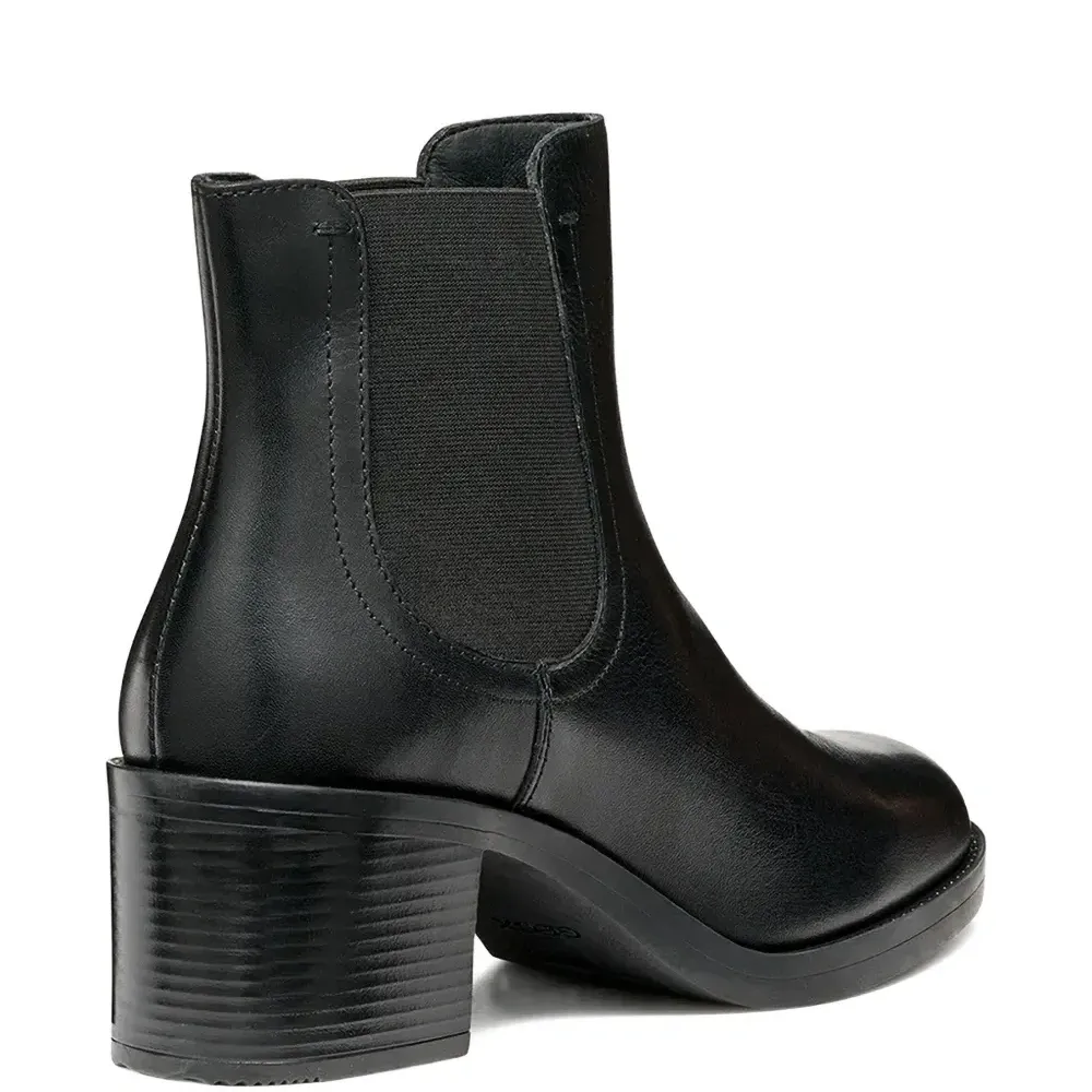 Ботильоны на каблуке Ботильоны на каблуке