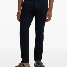 Брюки на пуговицах