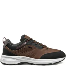 Кроссовки с логотипом