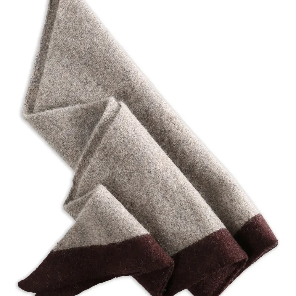 Шарф в стиле колор-блок