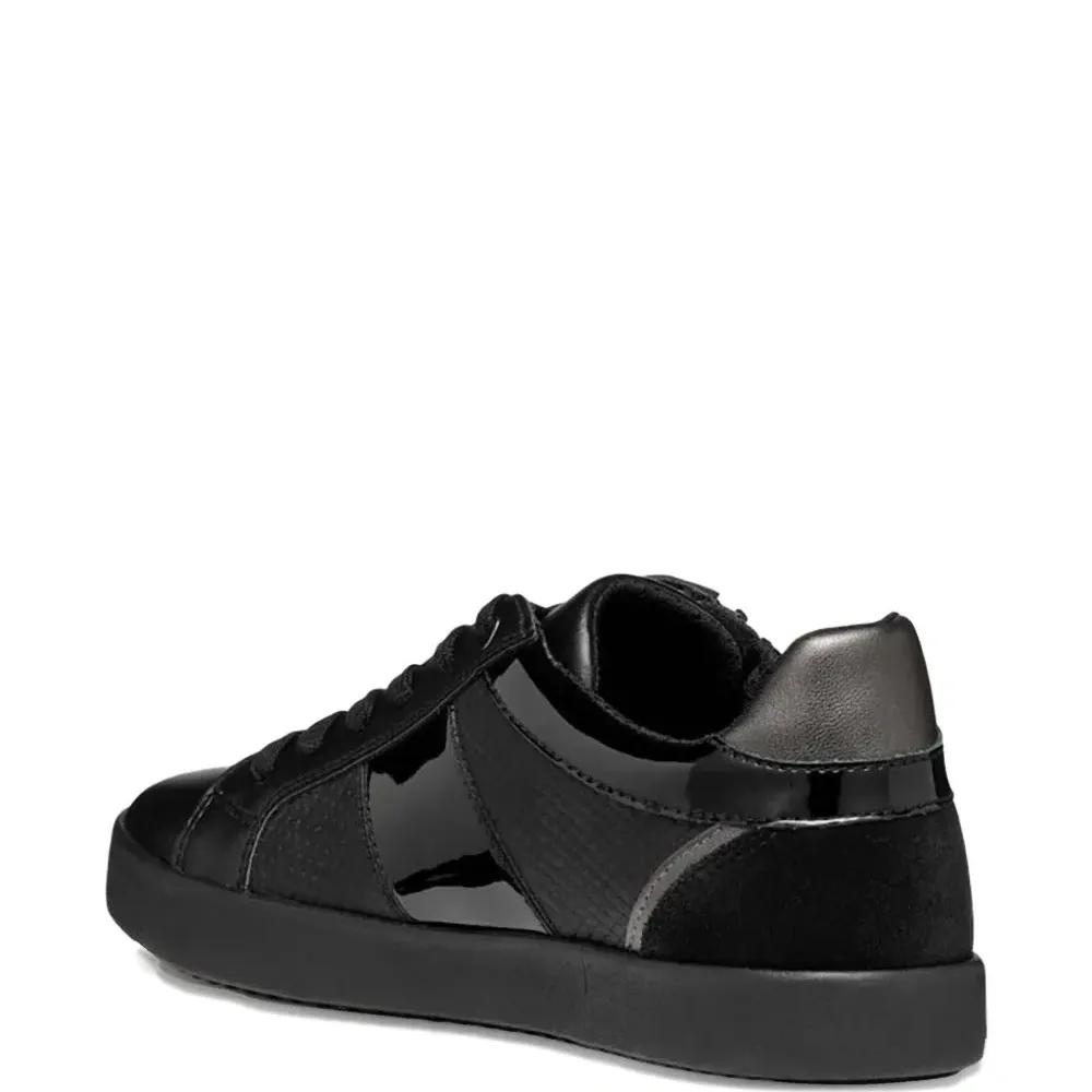 Кроссовки с молниями