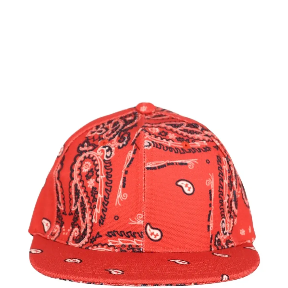 Бейсболка с принтом «пейсли»