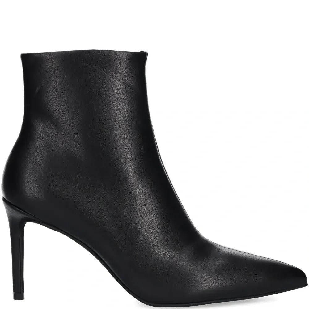 Ботильоны на каблуке с заостренным носком