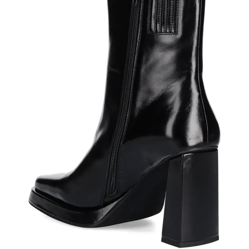 Ботильоны на молнии с квадратным мысом