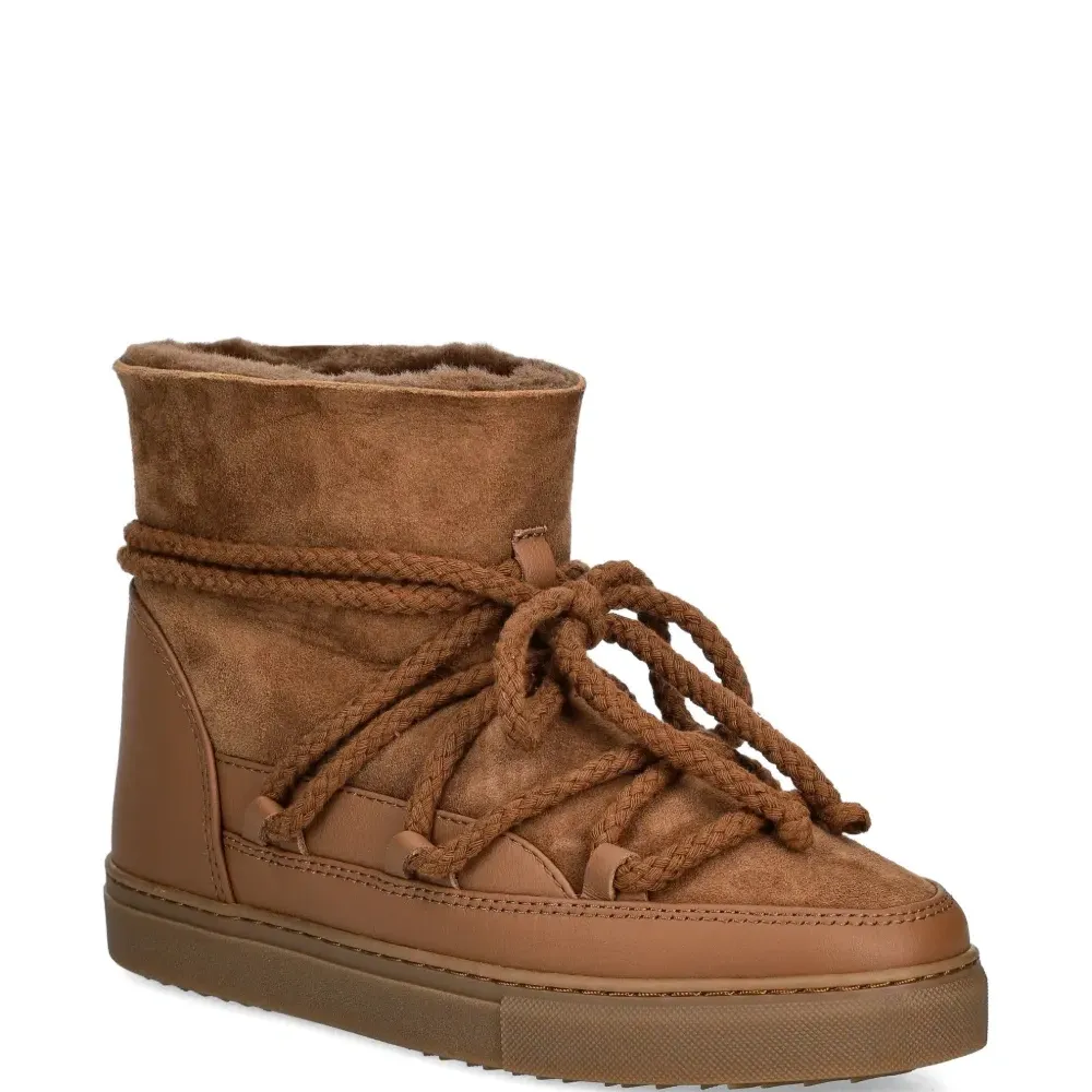 Ботинки с закругленным носком