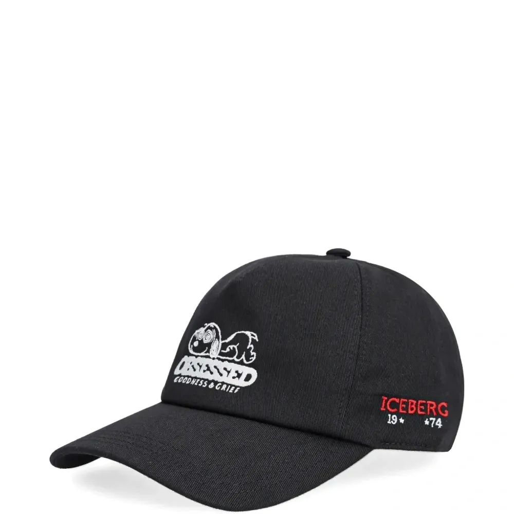 Бейсболка с вышитым рисунком Бейсболка с вышитым рисунком