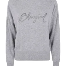 Свитер, украшенный кристаллами