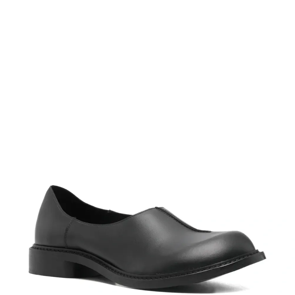 Кожаные лоферы без застёжки