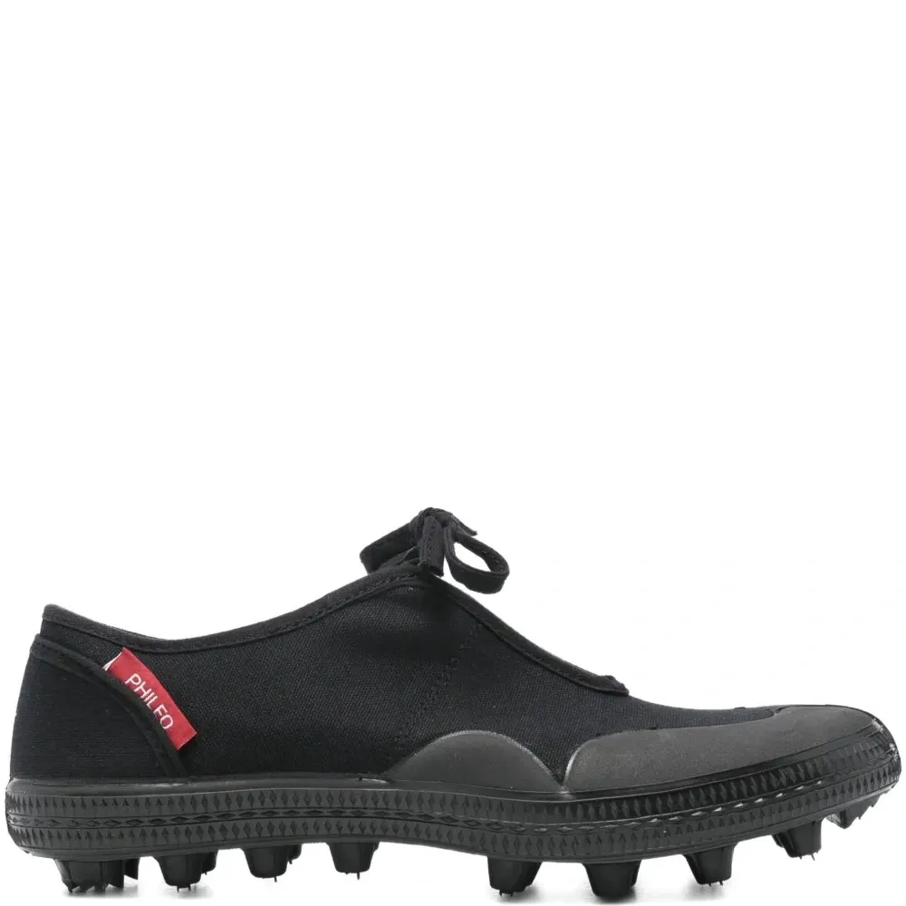 Футбольные бутсы Kix на шнуровке